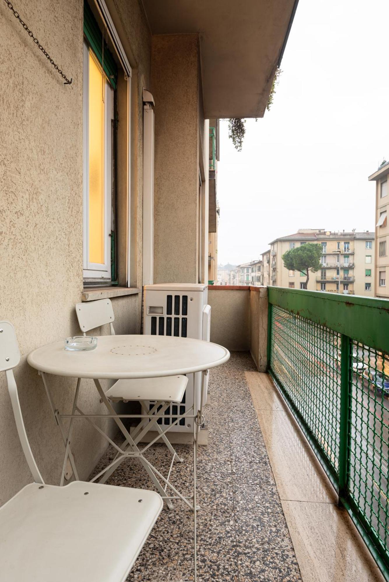 Comfortable Apartment 10 Minutes From City Center Florence Exterior photo