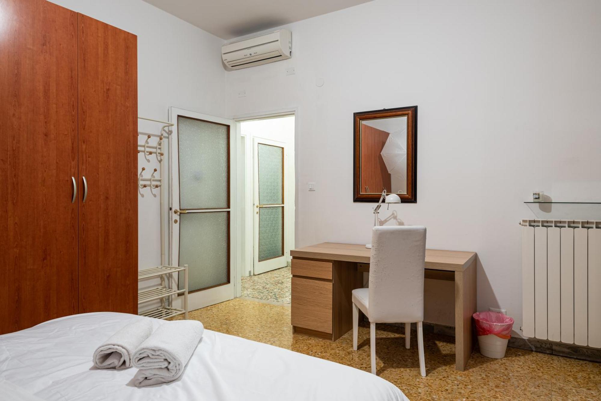 Comfortable Apartment 10 Minutes From City Center Florence Exterior photo